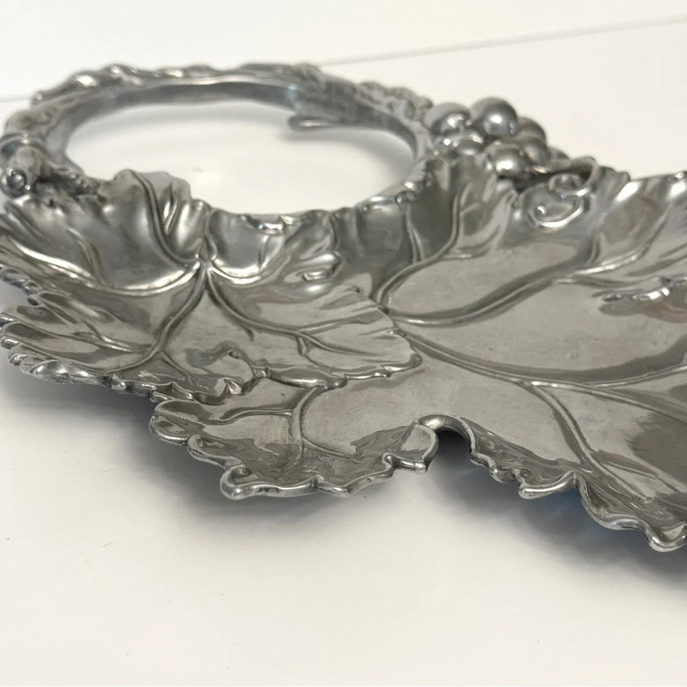 Arthur Court Cast Aluminum Grape Leaves Cheese Crackers Tray 2006